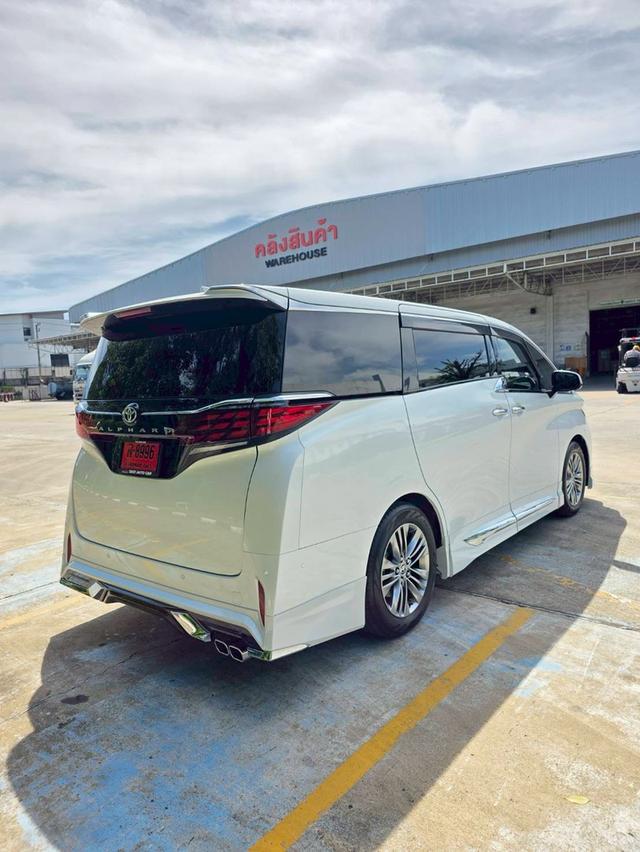Toyota Alphard 2.5 Z TOP สีขาว ปี 2025 ไมล์ 30,000 กม. 5