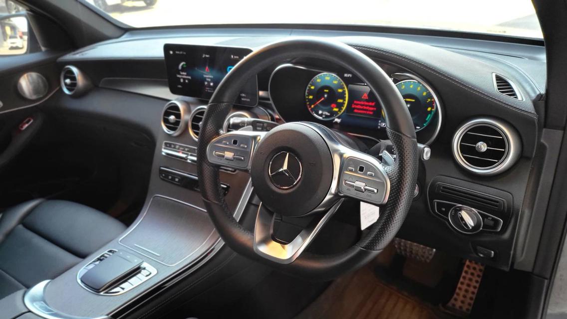2020 Mercedes Benz GLC300e 2.0 AMG 4MATIC  3