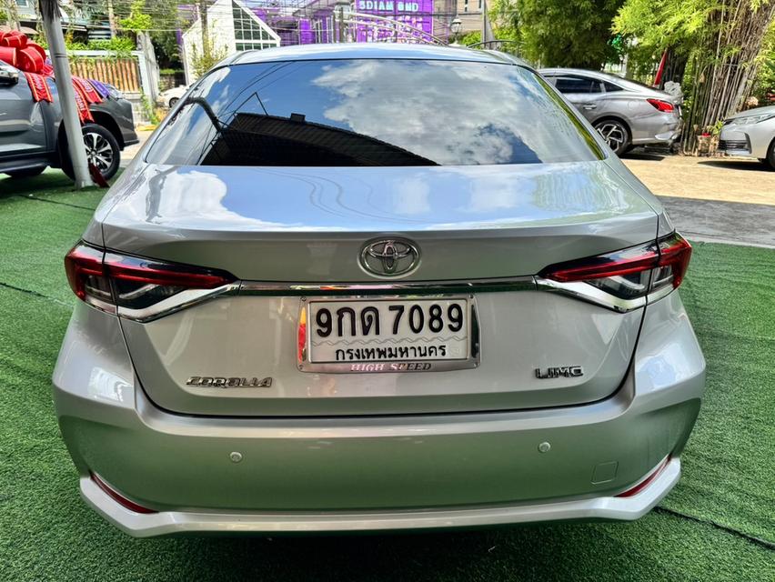 TOYOTA ALTIS 1.6 LIMO AUTO 2019 3