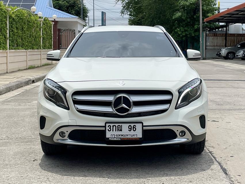 BENZ GLA200 1.6 URBAN (CKD) (โฉมW156) ปี 2017 สภาพนางฟ้า 3