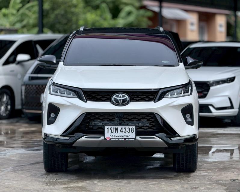TOYOTA FORTUNER 2.8 LEGENDER BLACK TOP 4WD 2020