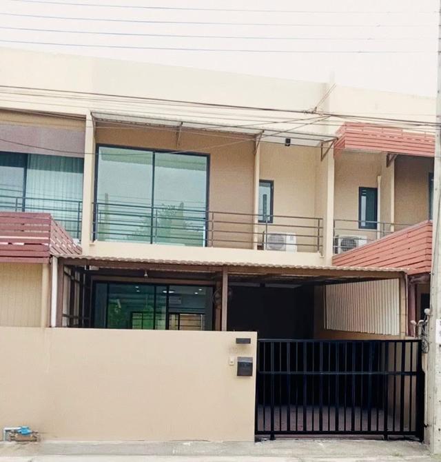 ปล่อยเช่าทาวน์โฮม 2 ชั้น โครงการ Urbano รามคำแหง 94  1