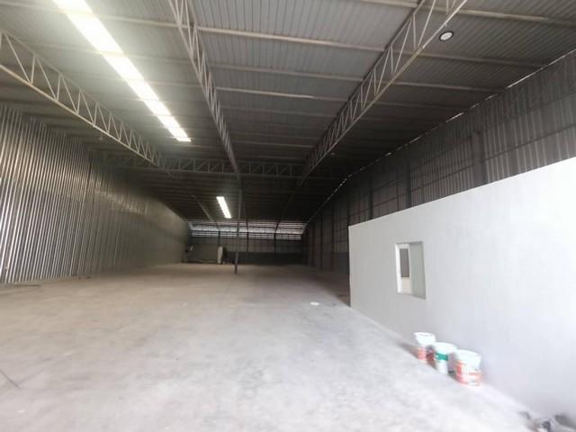 ให้เช่าโกดัง 1,000 ตร.ม. พร้อมออฟฟิศ ถนนบางนา-ตราด ใกล้ MEGA บางนา 6