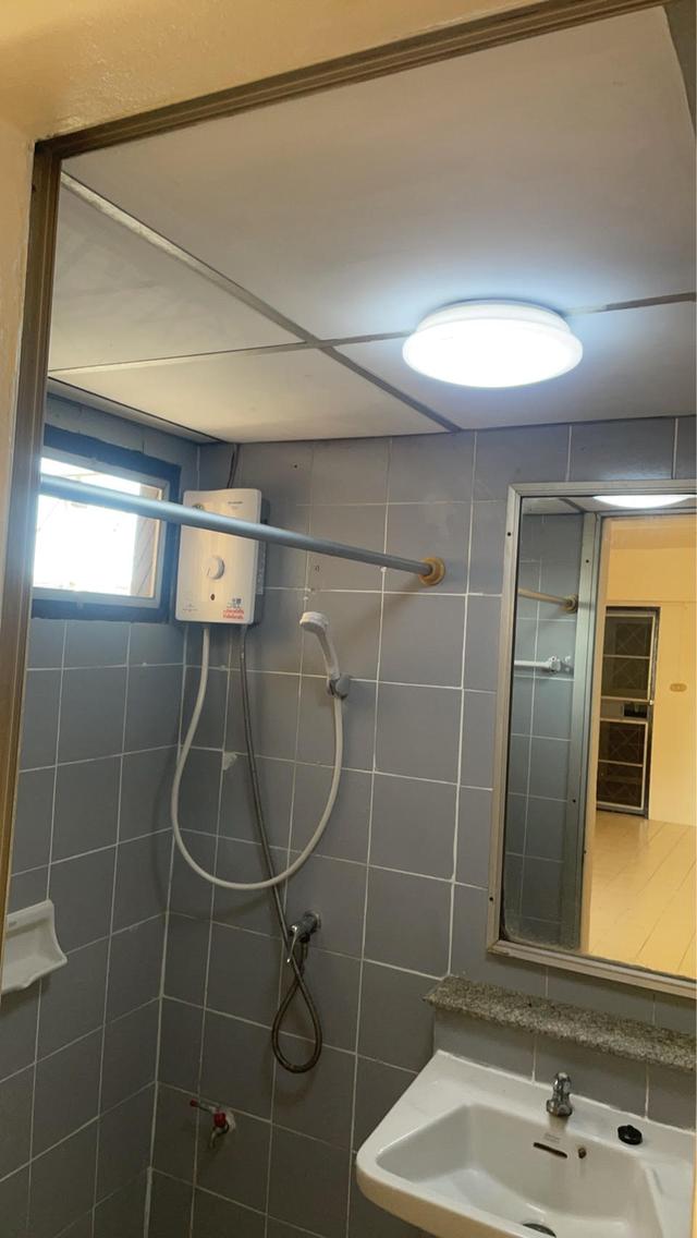 ให้เช่าคอนโดถนอมมิตรพาร์ค 4