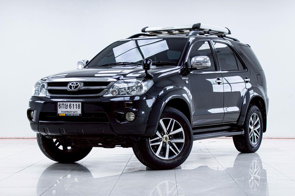 TOYOTA FORTUNER 2.7 V 2009 