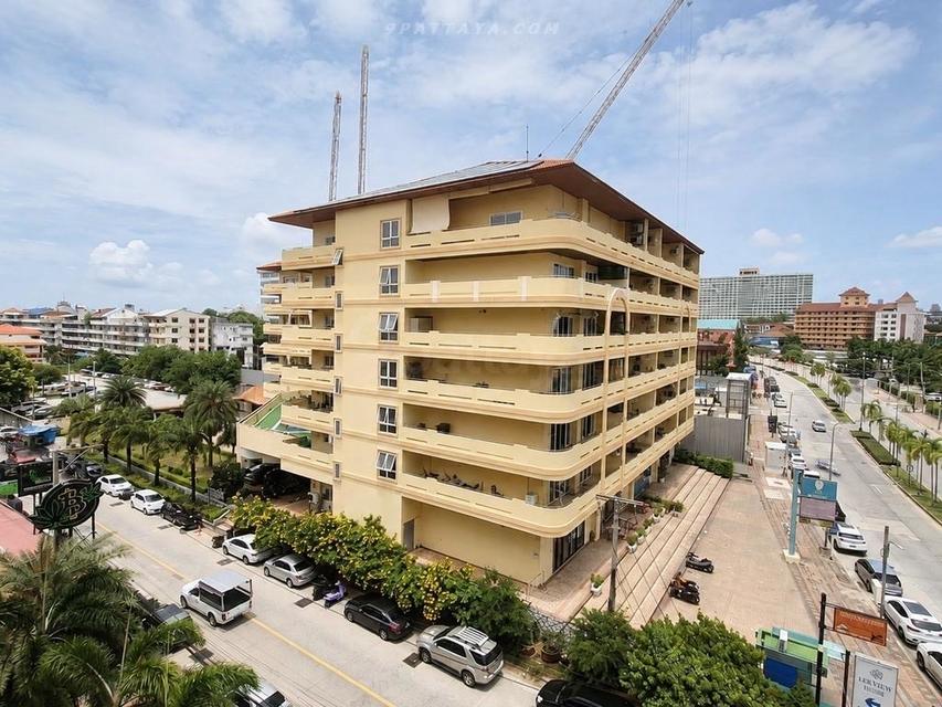 For Rent — Large Corner Condo at View Talay Residence 4, JomtienSpacious corner condo for rent at View Talay Residence 4, in the central Jomtien 5