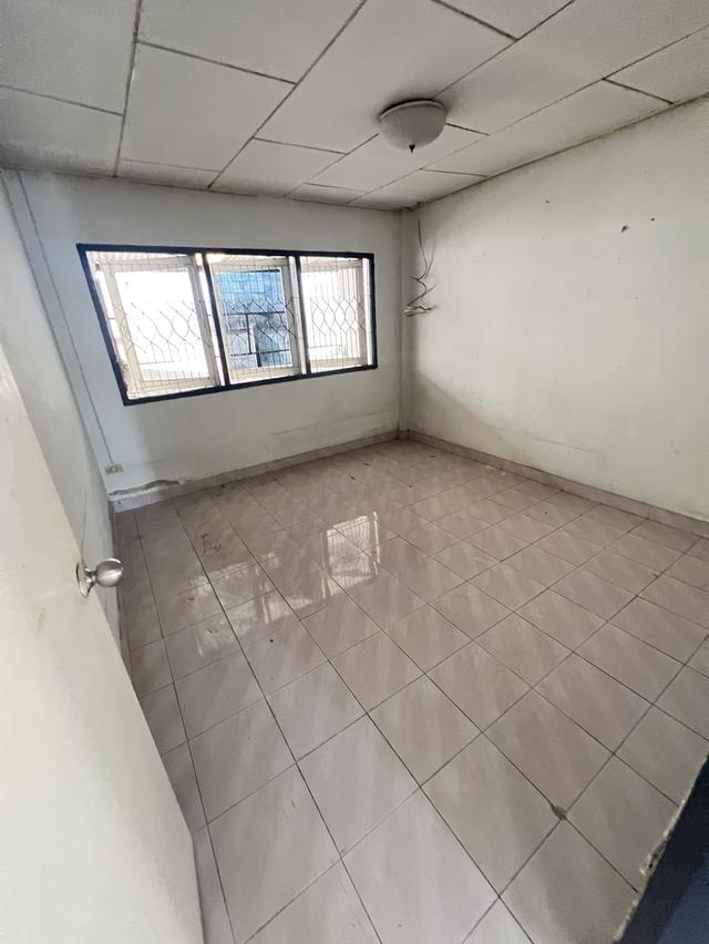 บ้านเดี่ยวลาดพร้าว โชคชัยสี่ วังหิน สภาพแวดล้อมดี น่าอยู่ ใกล้รถไฟฟ้า และทางด่วน 7