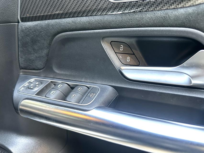MERCEDES BENZ GLA200 AMG Dynamic ปี2021/2023 6