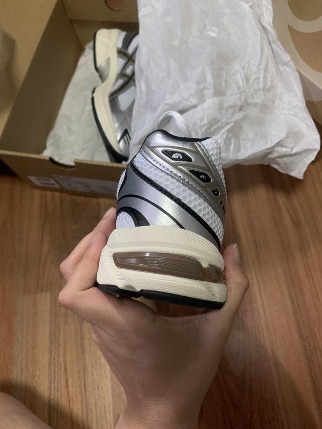 ส่งต่อ Asics gel-1130 White clay canyon สภาพเหมือนใหม่ รูปที่ 7