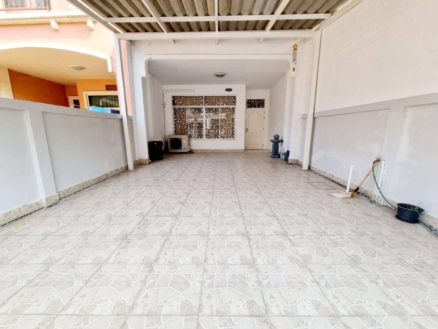 ให้เช่าทาวน์โฮม 3 ชั้น The Balcony Home อุดมสุข - ซ.เฉลิมพระเกียรติ ร.9 เฟอร์ฯครบ พร้อมเข้าอยู่ ใกล้ Mega Bangna 10