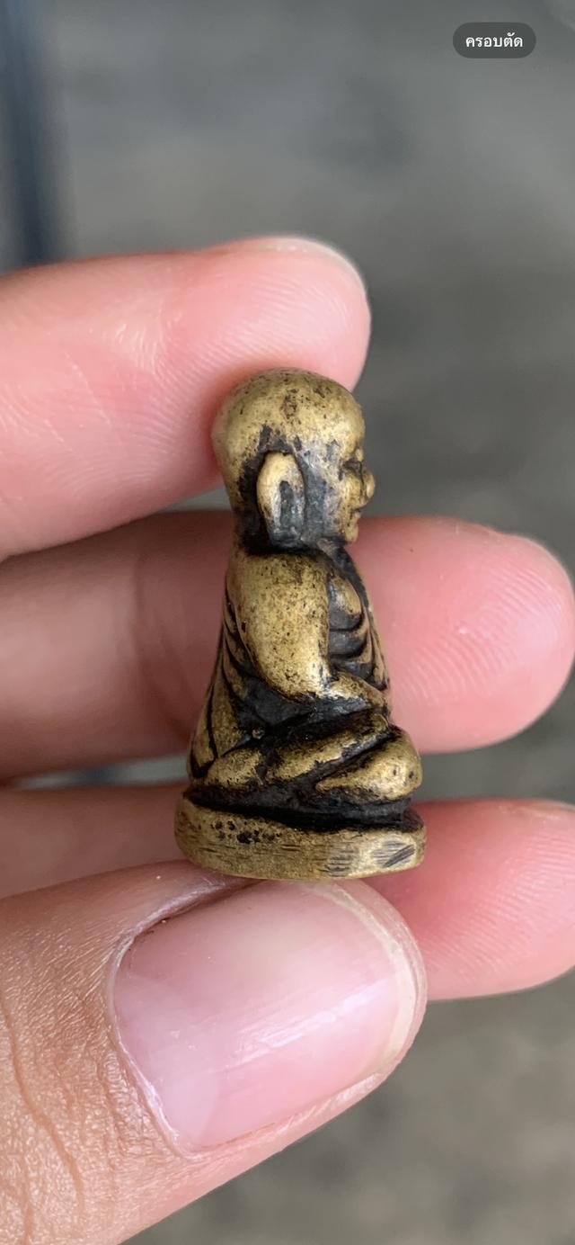 รูปหล่อหลวงพ่อเงิน 3