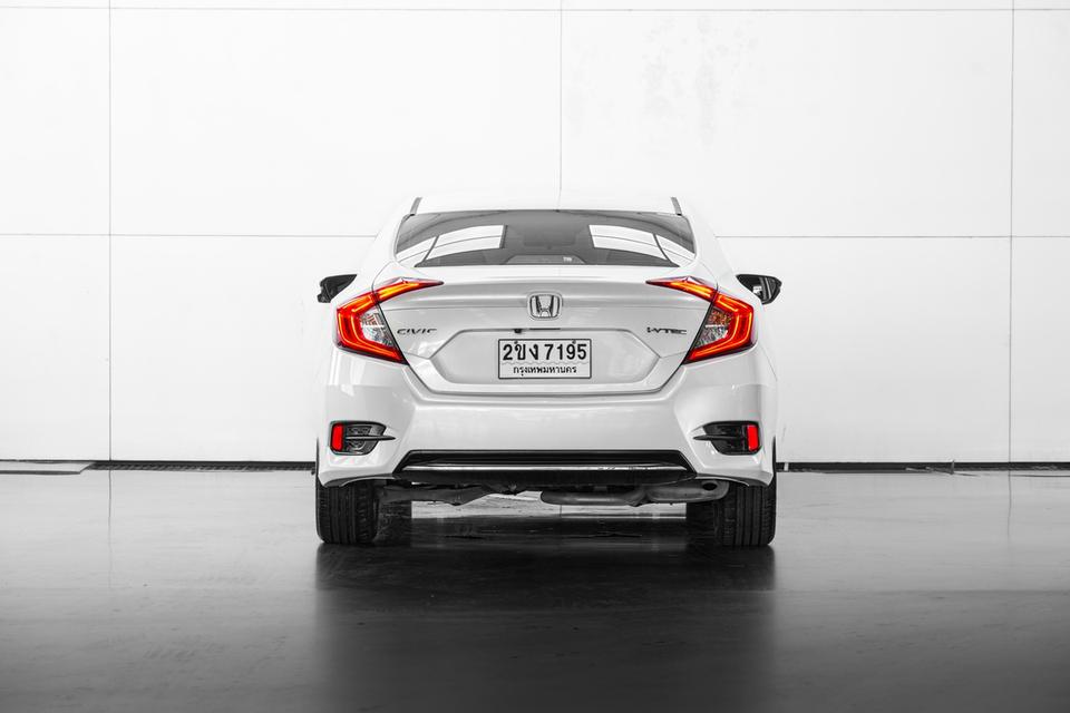 2021 HONDA CIVIC FC 1.8 EL i-VTEC สีขาว เลขไมล์ 115893 กม.  6
