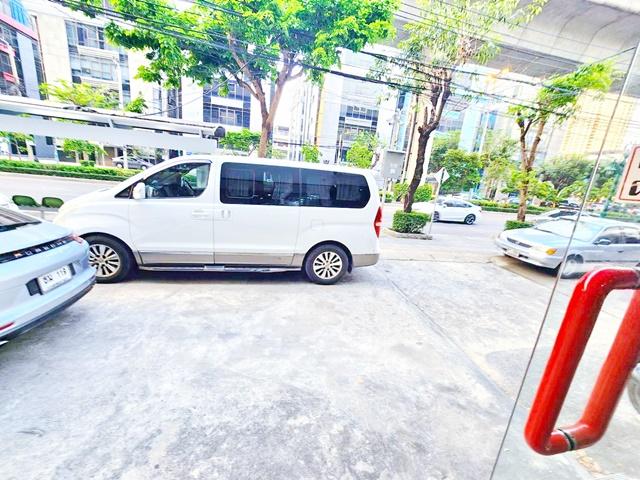 มีลิฟต์ 6ชั้น 3คูหา Hostel AIABNB ไอคอนสยาม600ม.ให้เช่าสำนักงาน ทำเลทอง BTS กรุงธนบุรี 600ม. ติดถนนใหญ่ 24 นอน 54 ตร.วา. 5