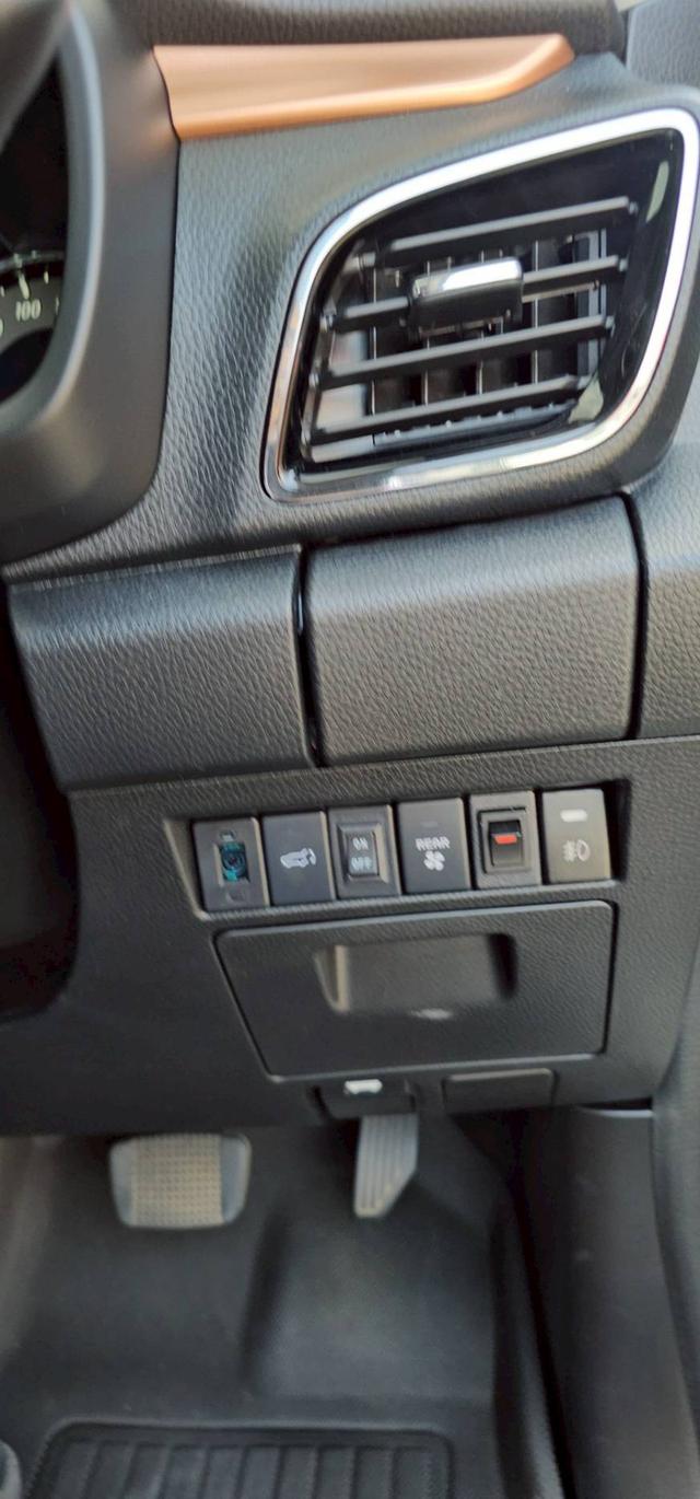 Isuzu MU-X 3.0Ultimatc 4wd ปี22 9