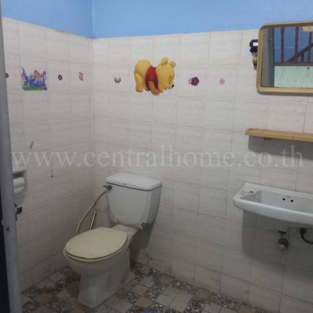 ทาวน์เฮ้าส์ ศรีประจักษ์ คลอง 2 ซอยรังสิต - นครนายก 47 12