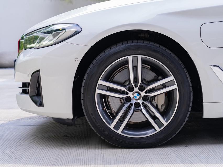 BMW 530e Elite ปี 2021 มือสอง รูปที่ 19