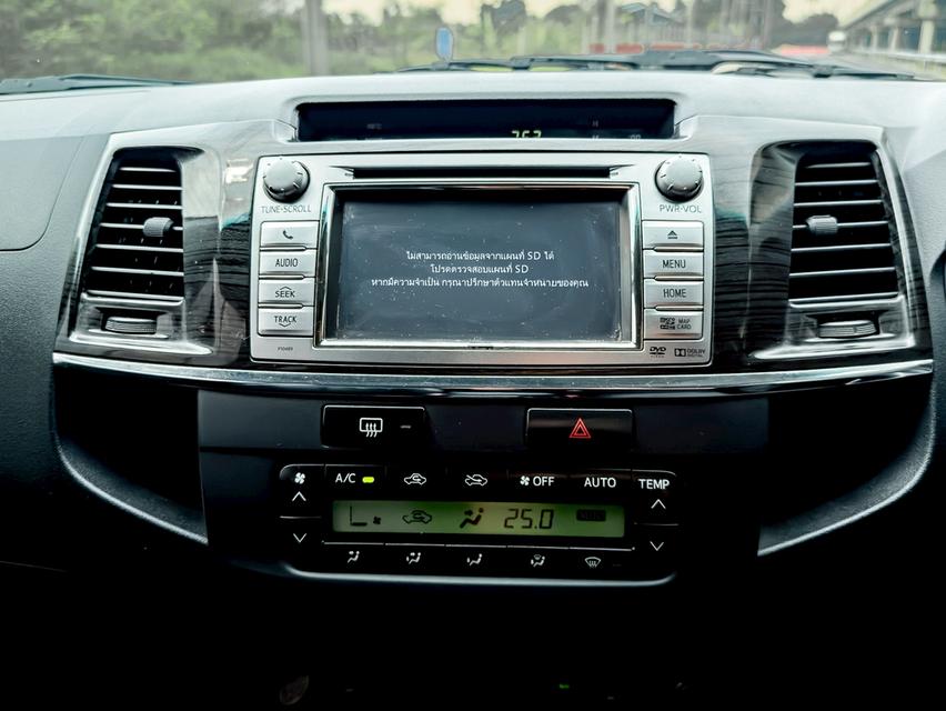 ฟรีดาวน์ FORTUNER 3.0 ขับ4 ปี2014 รูปที่ 16
