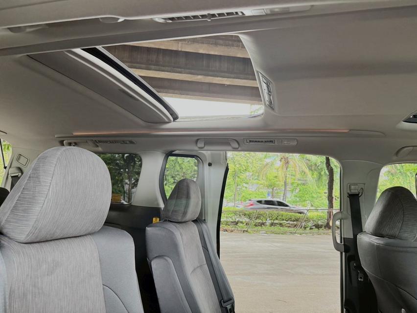 Toyota VELLFIRE 2.4 Hybrid ปี 2014  6