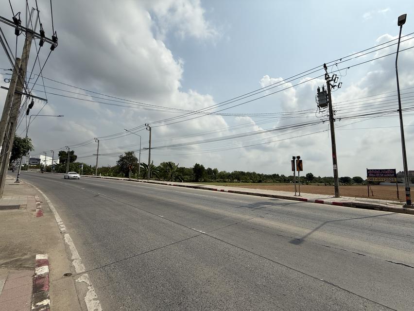 แบ่งขายที่ดิน 3 ไร่ ถมแล้ว หน้ากว้าง ทำเลดี ติดถนนใหญ่ ซ.หทัยราษฏร์ 50 คลองสามวา กรุงเทพ 4