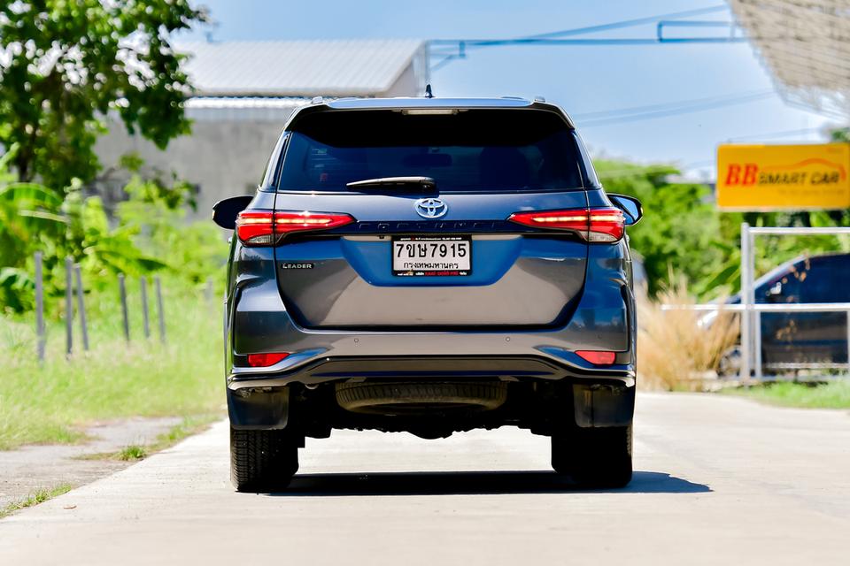 🎯 TOYOTA Fortuner 2.4 Leader A/T ปี 2023 💯🚘 รถสีเทา 🚘💯 รถบ้านแท้ มือเดียวป้ายแดง 💯🕰 รูปที่ 6