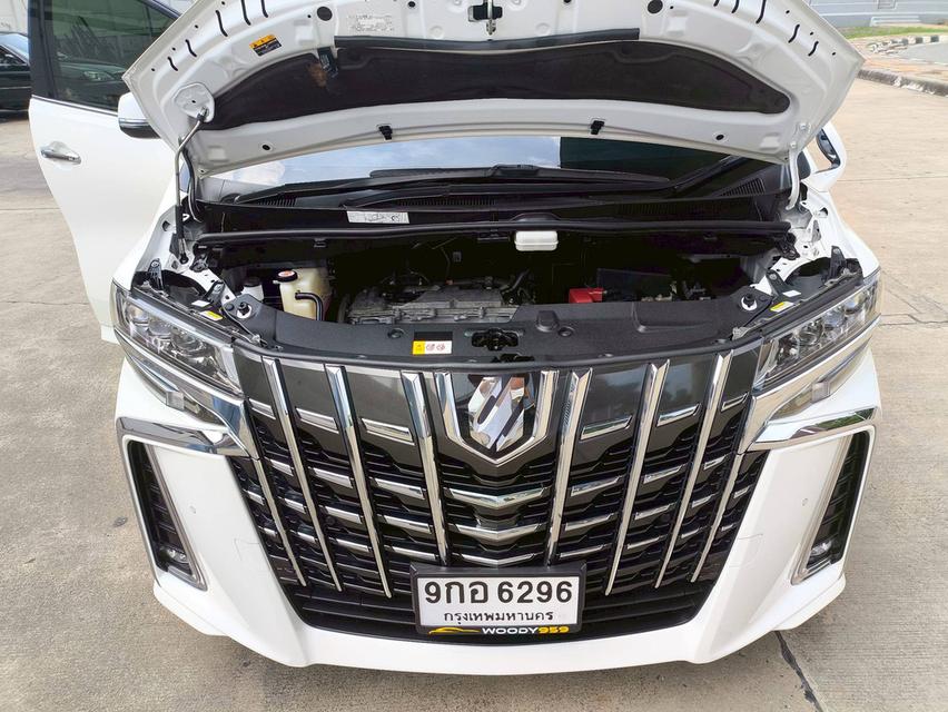TOYOTA Alphard 2.5 S C-Package Van สีขาว ปี 2020 15