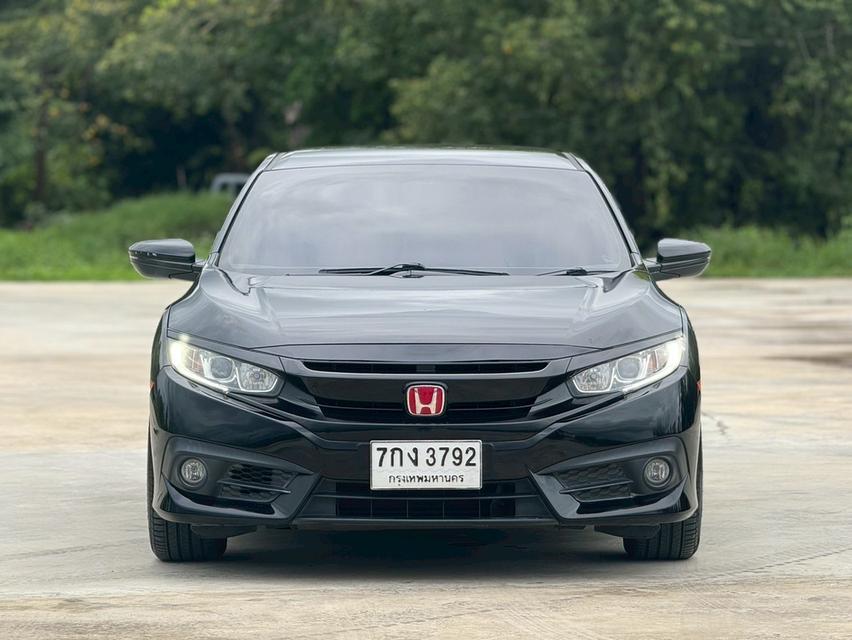 Honda Civic FC 1.8 EL CVT   2018 สีดำ  ออโต้  3
