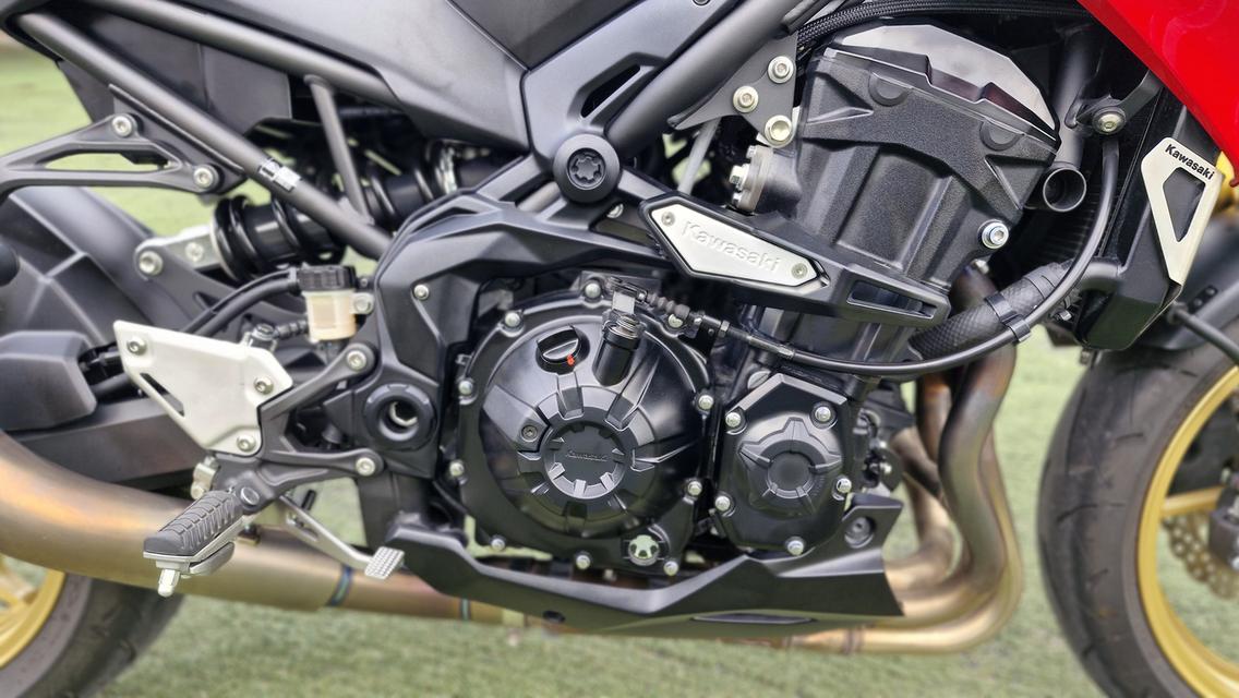 Kawasaki Z 900. SE REFINED