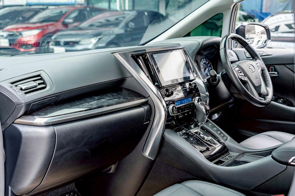 รหัสรถ NP227 TOYOTA ALPHARD HYBRID 2.5SRC PACKAGE ปีรถ : 2021 12