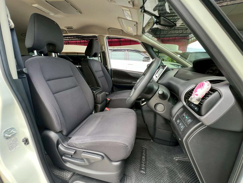 NISSAN SERENA HYBRID 2.0 X 2017  9