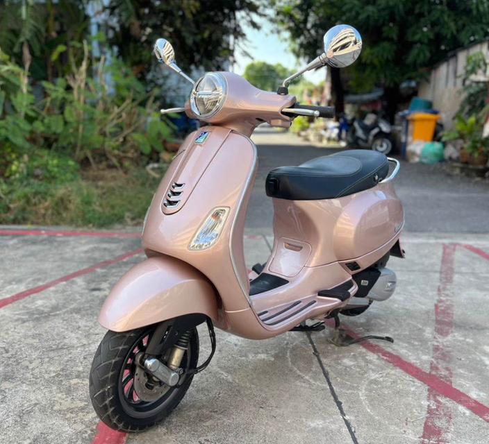 Vespa LX 125 ปี 2020 สีชมพูพิงค์โกลสวยมาก