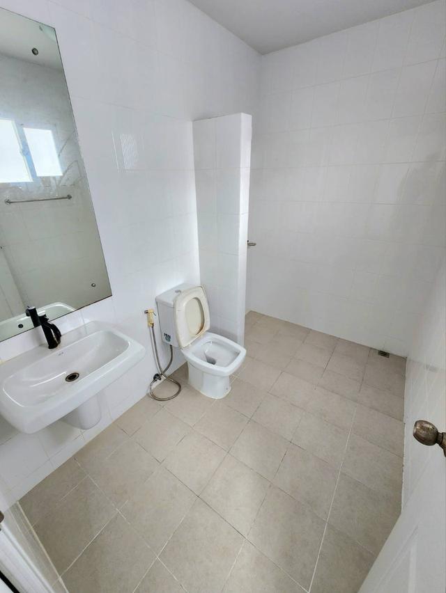 ทาวน์โฮม หมู่บ้าน The Ricco Town วัชรพล 12