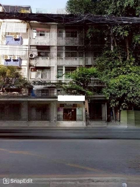 ขายอาคารพาณิชย์ 5.5 ชั้น พร้อมผู้เช่า ใกล้ BTS เอกมัย เดินทางสะดวก (N.1668) 1