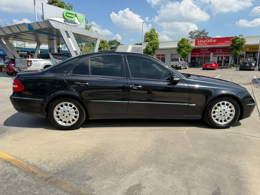 ❤️BENZ E200 Kom w211 สภาพดี💢 ขับ Benz ในราคาเบาๆครับ💢📍รถปี 2004 📍เครื่อง 1.8 Kom ประหยัดมาก📍เครื่อง ช่วงล่างดี แน่นๆ ขับดีมาก  6