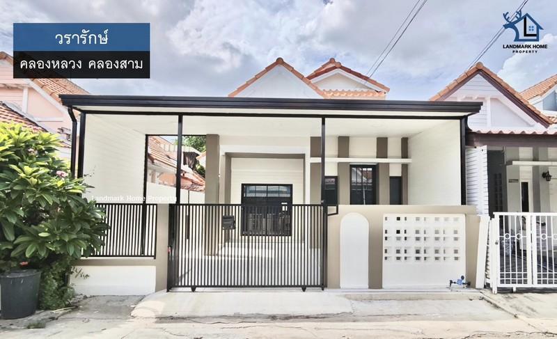 lN-035 ขายบ้านแฝด ม.วรารักษ์ คลองหลวง บ้านพร้อมอยู่ มีเฟอร์นิเจอร์ รีโนเวทใหม่ เนื้อที่ 26.7 ตรว 2นอน 1น้ำ 1