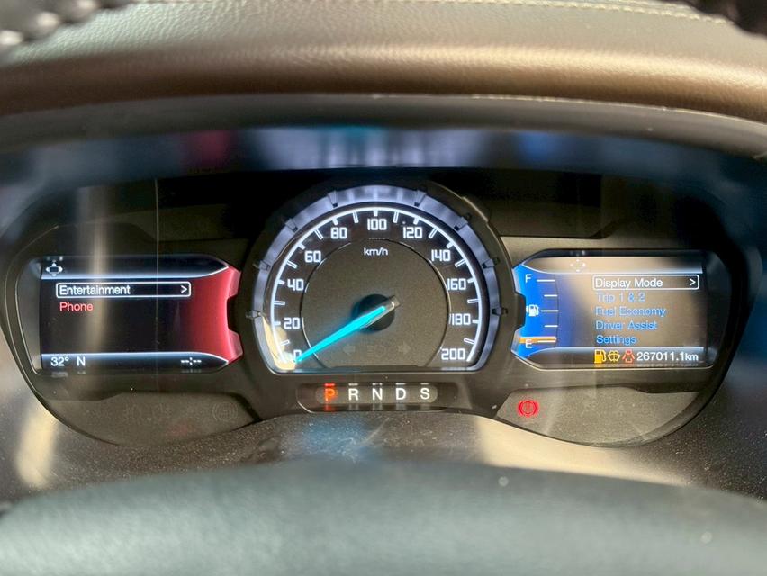 FORD EVEREST 3.2 Titanium+ 4WD ปี 2016 รูปที่ 9