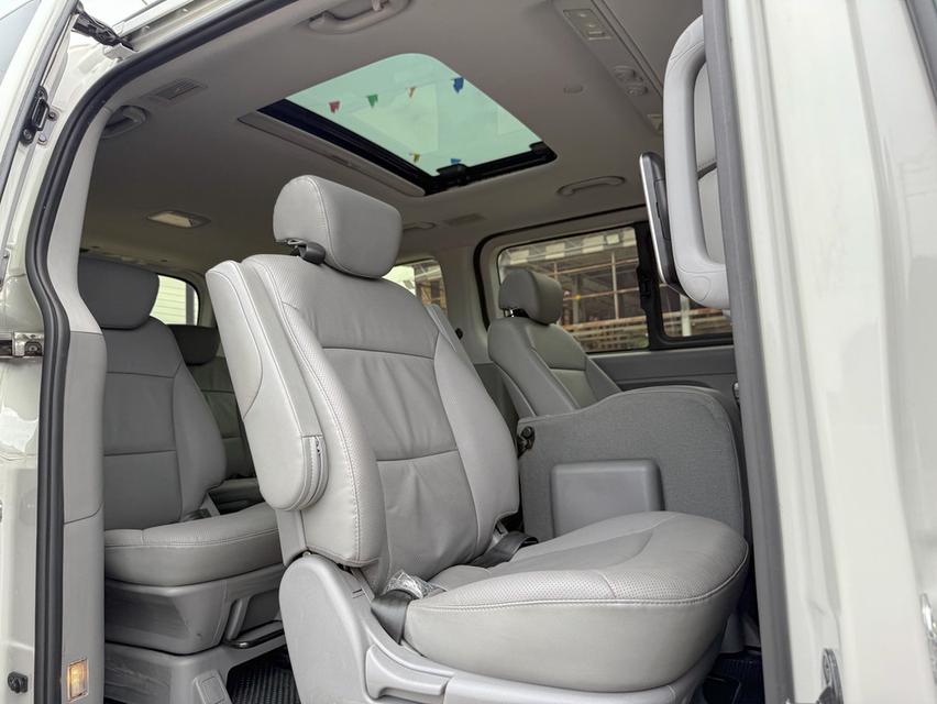ขาย Hyundai H1 2.5Vip ปี19 13