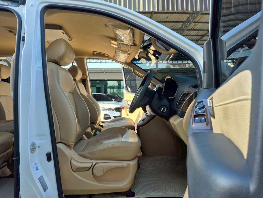 Hyundai H1 2.5Eilte ปี24 11