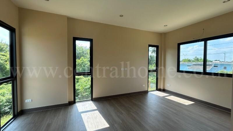 บ้านเดี่ยว พร้อมที่ดิน 1-2-52.4 ไร่ ติดถนนเพชรเกษม หนองโพ ราชบุรี 19