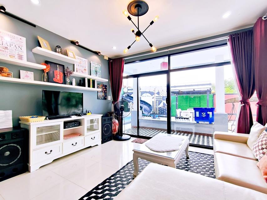 ขายบ้านเดี่ยว 100 ตรว. พร้อมเฟอร์นิเจอร์และสระว่ายน้ำส่วนตัว ราคาถูกกว่าจนตกใจ 17