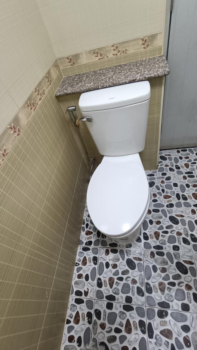 ทาวน์เฮ้าส์ 3 ชั้น 4 ห้องนอน 4 ห้องน้ำ 7