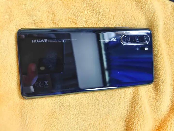 สภาพดีราคาถูก Huawei P30 3