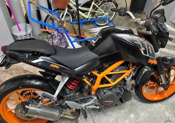 2016 KTM Duke