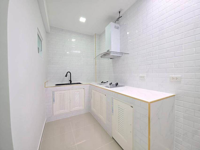 หมู่บ้านเคซี 5 พระยาสุเรนทร์ 40 9