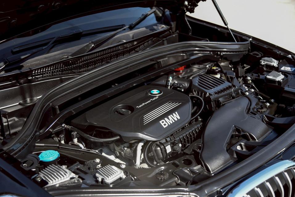 BMW X1 sDrive18i xLine F48 AT 2018 5