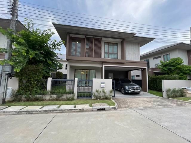 ให้เช่าบ้านใหม่ บุราสิริ กรุงเทพกรีฑา 196 ตร.ม. 4 นอน 4 น้ำ Solar Roof EV Charger 120000 บาท 1