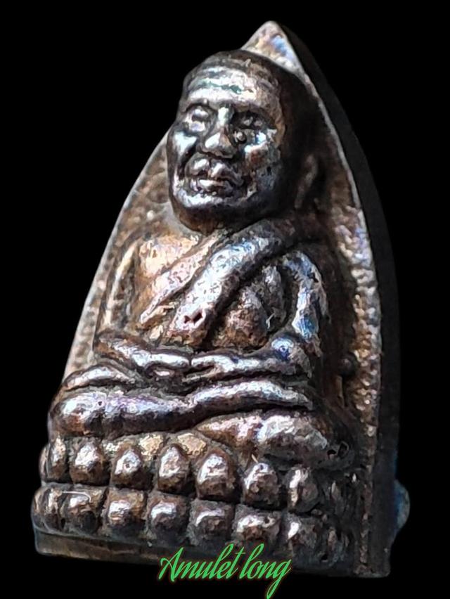 หลวงปู่ทวด พิมพ์เตารีดจิ๋ว รุ่นกำนันชูชาติ วัดช้างให้ ซึ่งด้านหลังองค์พระมีโค้ด "ก.ชูชาติ" รูปที่ 11