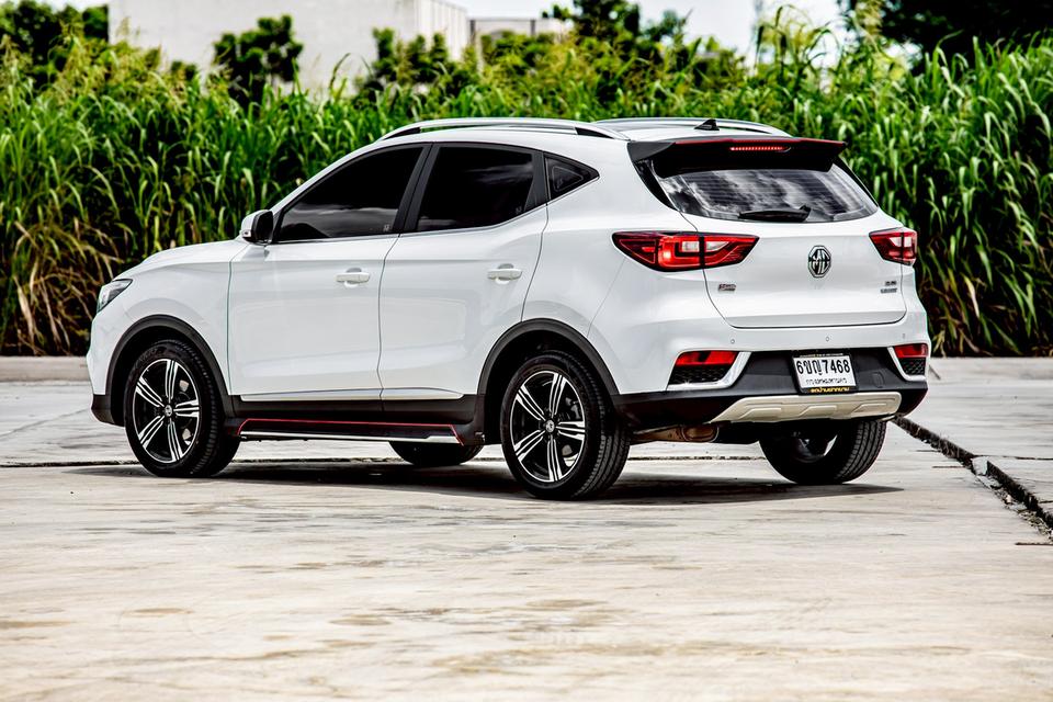 MG ZS 1.5 X Sunloof ปี 2020 สีขาว มือเดียวป้ายแดง  9