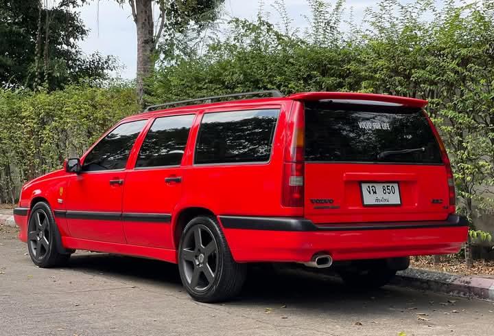 Volvo 850 สีแดง 2