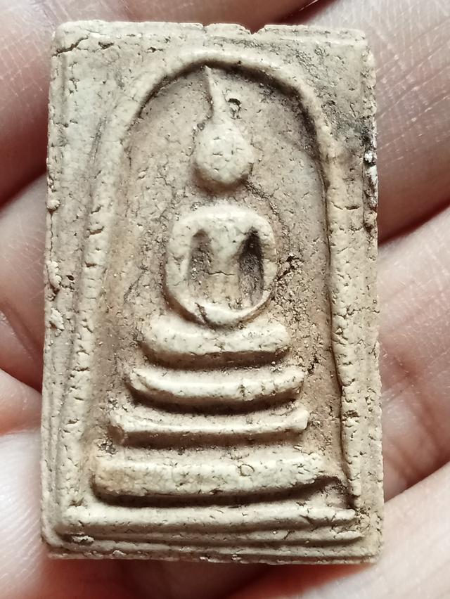 พระสมเด็จพิมพ์เจดีย์ สอบถามได้ค่ะ