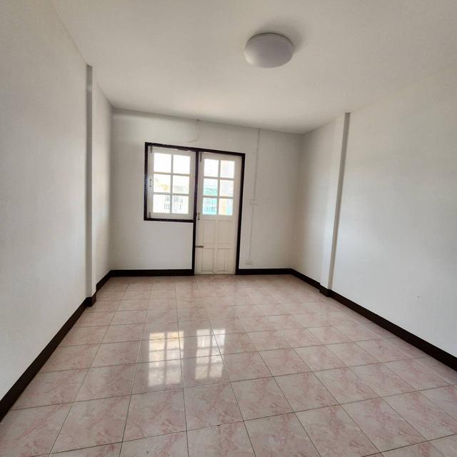 บ้านทาวโฮม3ชั้นราคาถูกย่านบางแคใกล้สถานีรถไฟฟ้า 6